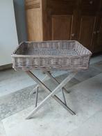 Serveer tafel landelijk rotan, Huis en Inrichting, Ophalen