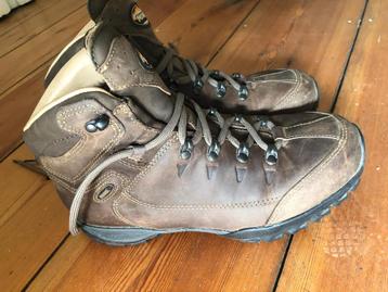 Chaussures randonnées Meindl 41, Enlèvement, Comme neuf, Chaussures