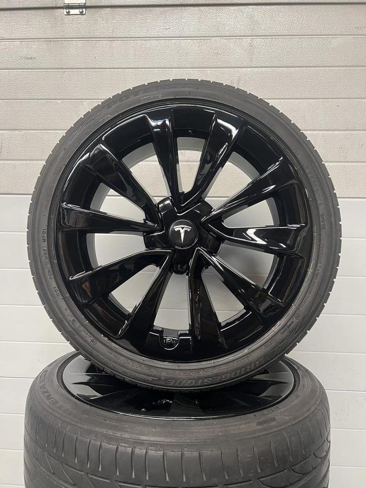 19’’ TESLA MODEL 3/Y VELGEN ZOMERBANDEN ORIGINEEL TPMS TURBI, Auto-onderdelen, Banden en Velgen, Banden en Velgen, 19 inch, 235 mm