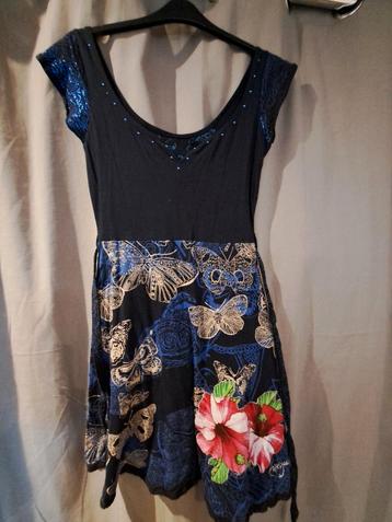 Robe papillons Desigual taille S