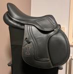 Nouvelle selle de saut Ikonic Evolution, Animaux & Accessoires, Enlèvement ou Envoi, Neuf