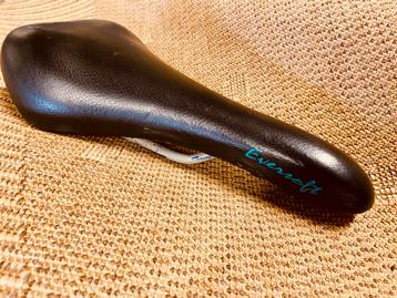 Fietszadels kettinggeleider brake-booster pomphouder beschikbaar voor biedingen
