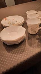 18 delig servies., Ophalen, Gebruikt, Bord(en)