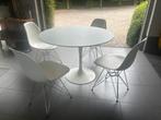 Originele Knoll Saarinen tafel + 4 Vitra Eames stoelen, Ophalen, Gebruikt