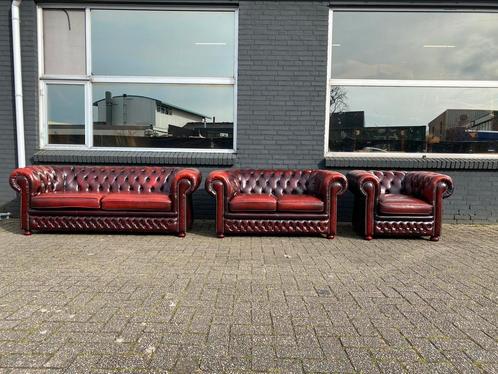 Engelse Chesterfield 3+2+1 zit zetels rood GRATIS GELEVERD, Huis en Inrichting, Zetels | Voetbanken en poefs, Leer, Ophalen of Verzenden