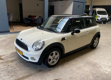 Mini Cooper One 1.4i - 137.500km | Airco | Alu | GVV beschikbaar voor biedingen