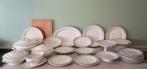 Service de table 10 personnes Boch Couronne, Maison & Meubles, Cuisine | Vaisselle, Service complet, Comme neuf, Enlèvement, Autres styles