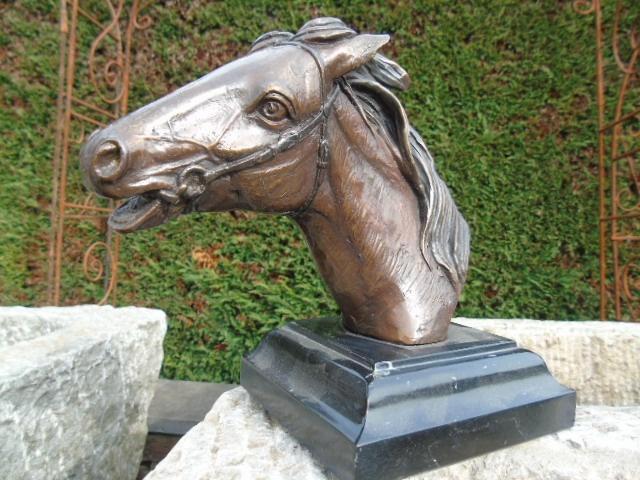 bronzen buste van een paardenhoofd., Antiek en Kunst, Antiek | Brons en Koper, Brons, Ophalen of Verzenden