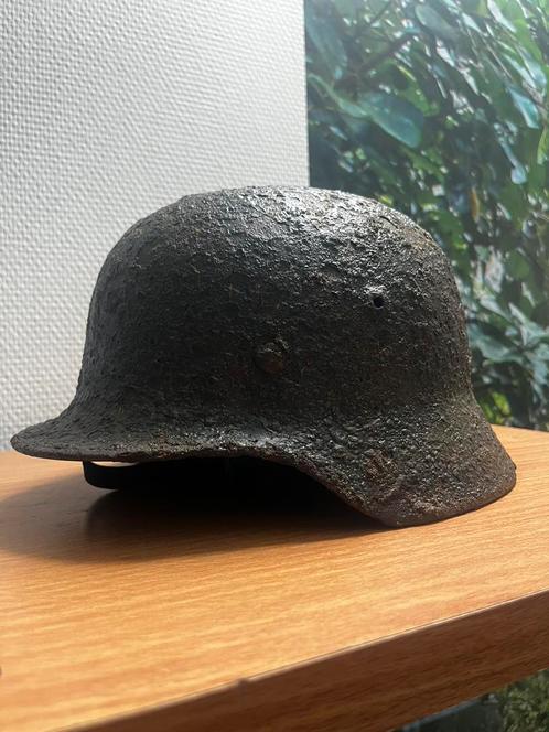 Duitse m40 helm, origineel WW2., Collections, Objets militaires | Seconde Guerre mondiale, Armée de terre, Enlèvement ou Envoi