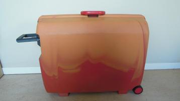 NIEUWSTAAT oranje Samsonite valies, NIEUWE groene valies  beschikbaar voor biedingen