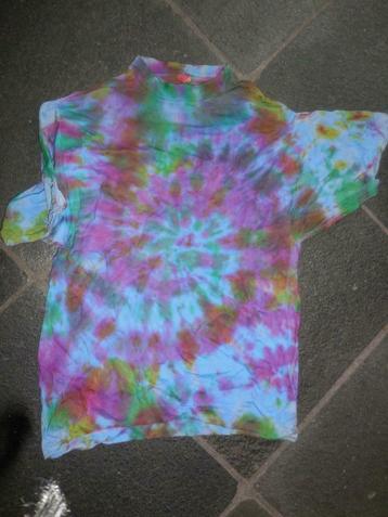 tee shirt batik tie-dye taille 42-44 neuf, Enlèvement ou Envoi, Neuf, Taille 42/44 (L), Manches courtes
