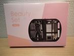 Beauty Set Case (18 stuks) (nieuw, met doos), Verzenden, Nieuw, Zwart, Met spiegeltje(s)