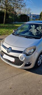 Renault Twingo Twingo 1.2 LEV Helios - Panoramisch dak, Auto's, Renault, Voorwielaandrijving, Zwart, 4 cilinders, USB