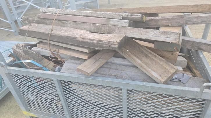 Gratis hout (planken), Doe-het-zelf en Bouw, Hout en Planken, Gebruikt, Balk, Overige houtsoorten, Minder dan 200 cm, Ophalen