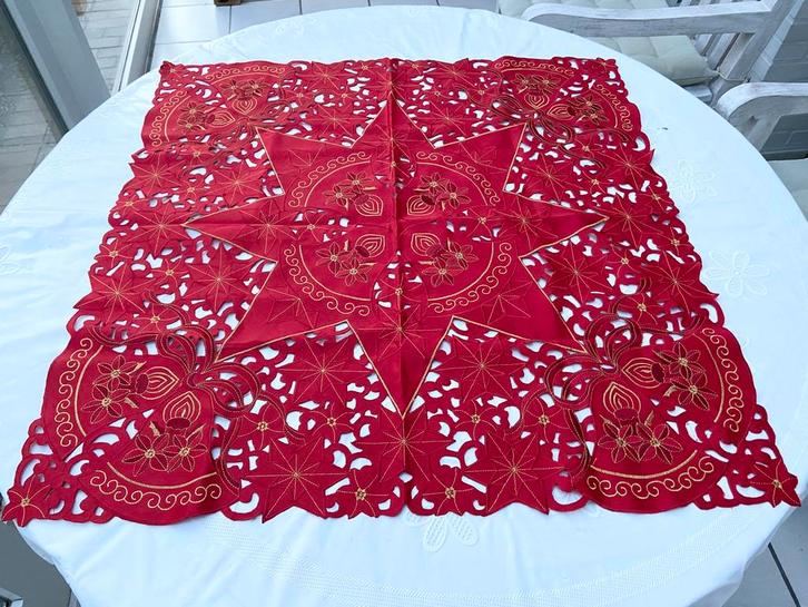 Tafelkleed voor kerstmis - prachtig handwerk, Diversen, Kerst, Nieuw, Ophalen of Verzenden