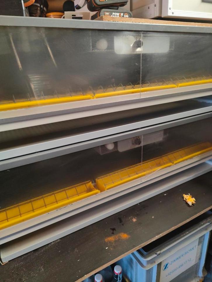 Kuikens opfokkast., Dieren en Toebehoren, Pluimvee | Toebehoren, Zo goed als nieuw, Ophalen