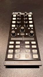 NATIVE INSTRUMENT KONTROL X1 TRAKTOR, Muziek en Instrumenten, Ophalen