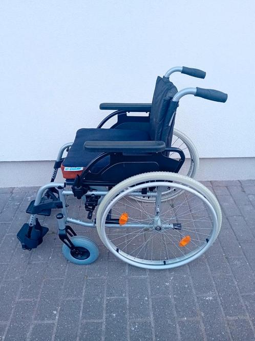 Onberispelijke rolstoel van het merk BB met remmen Ze is, Diversen, Rolstoelen, Zo goed als nieuw, Ophalen