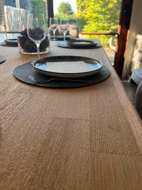 Gerenoveerde eiken design tafel met gepoederlakte poot, Huis en Inrichting, Tafels | Eettafels, Nieuw, Ophalen