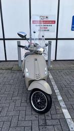 Vespa sprint B klasse, Fietsen en Brommers, Ophalen, 80 cc, Benzine, Klasse B (45 km/u)