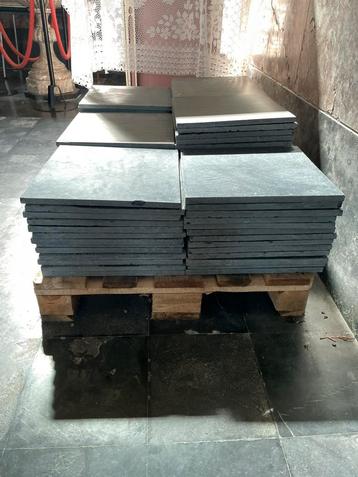 Belgische Blauwe Hardsteen 15m2 terrastegel beschikbaar voor biedingen