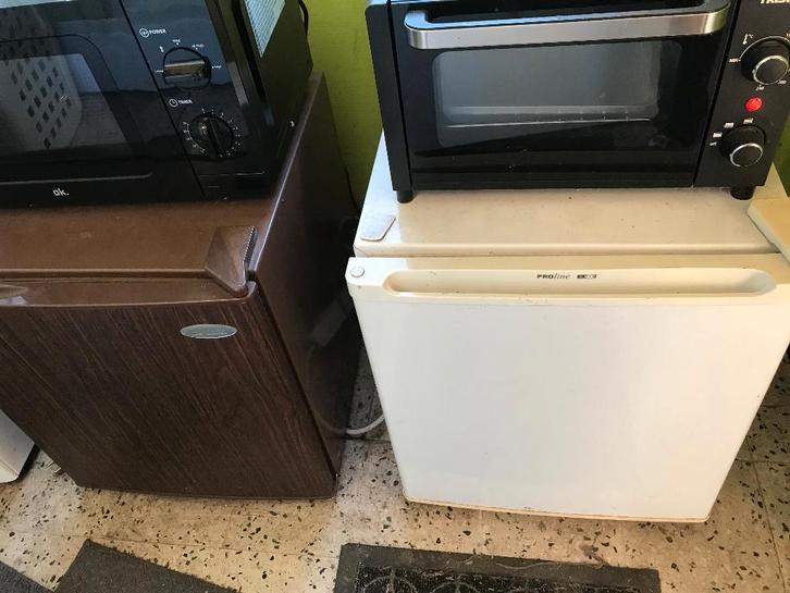 Koelkast Mini Samsung       µm, Elektronische apparatuur, Koelkasten en IJskasten, Ophalen of Verzenden