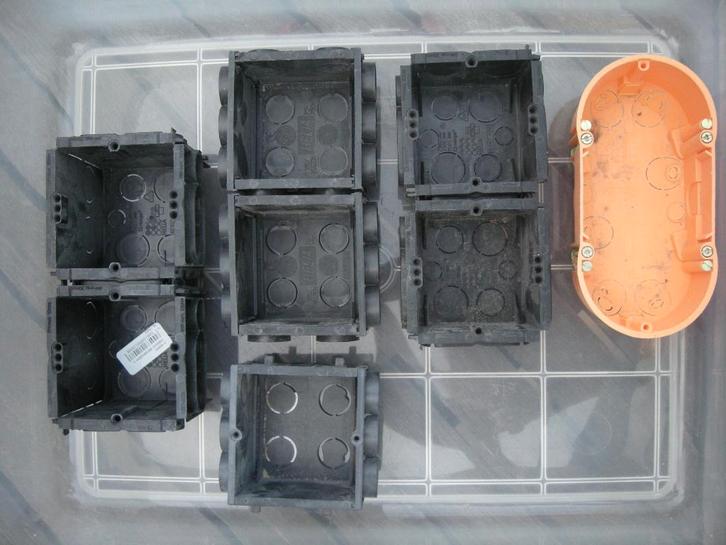 Lotje inbouwpotjes elektriciteit Helia, Doe-het-zelf en Bouw, Elektriciteit en Kabels, Nieuw, Overige typen, Ophalen of Verzenden