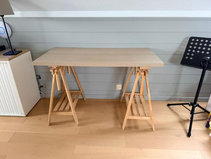 2 tréteaux IKEA MITTBACK + planche, Maison & Meubles, Pièces pour table, Comme neuf, Pied de table, Enlèvement