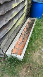 Oude voederbak, Ophalen, Gebruikt, Beton
