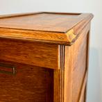 Belle armoire de rangement ancienne, Enlèvement, Comme neuf, Chêne