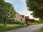 Villa gelegen te Sint-Pieters Leeuw te huur, Vrijstaande woning, Direct bij eigenaar, 3 kamers, Provincie Vlaams-Brabant