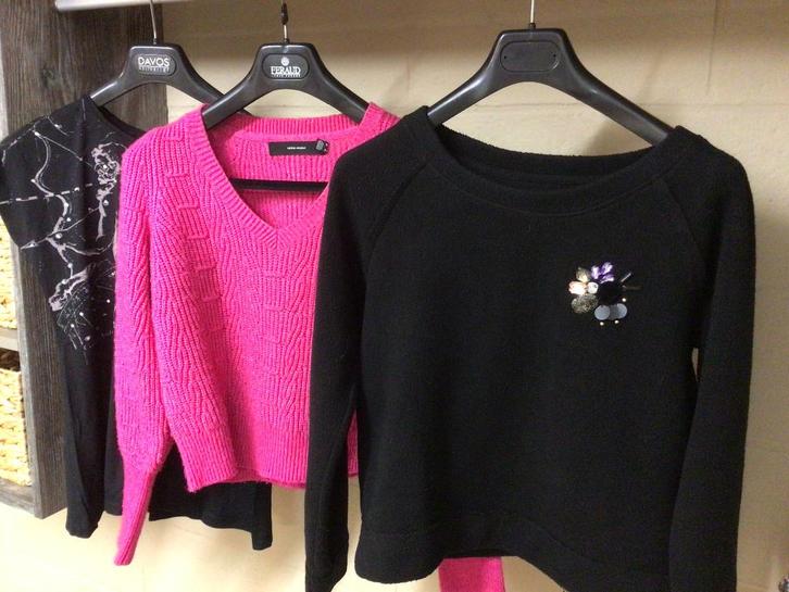 Lot de 10 pulls, Vêtements | Femmes, Vêtements Femmes Autre, Enlèvement