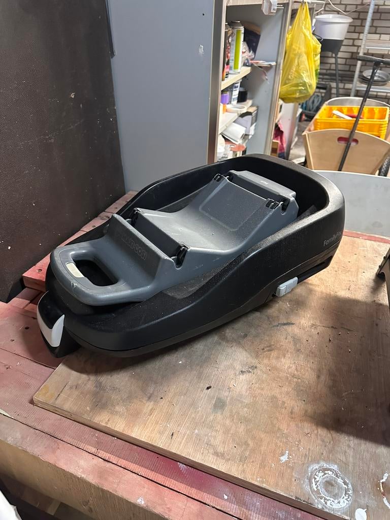 Maxicosi familyfix baseplate, Kinderen en Baby's, Autostoeltjes, Ophalen, Zo goed als nieuw