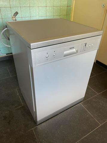 Proline vaatwasmachine beschikbaar voor biedingen