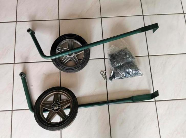 Roues poulailler omlet Eglu Go Up + abreuvoir + attache, Dieren en Toebehoren, Pluimvee | Toebehoren, Gebruikt, Kippenhok of Kippenren