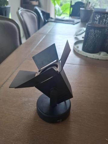 4 Regelbare plafond spotjes - 1 prijs beschikbaar voor biedingen