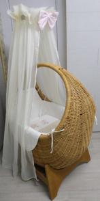 Mooie rotan wieg incl bekleding, Kinderen en Baby's, Ophalen, Zo goed als nieuw, Wieg