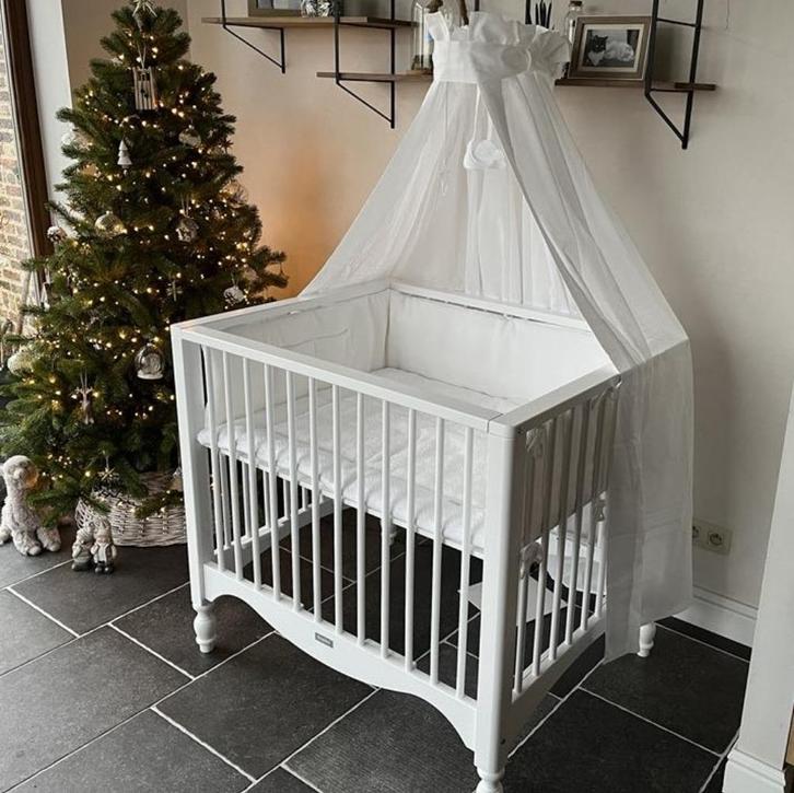 Babybox met bekleding, Kinderen en Baby's, Babywiegjes en Ledikanten, Zo goed als nieuw, Ledikant, Ophalen