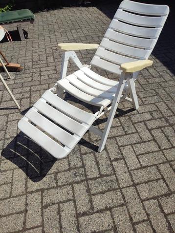 ligstoel  beschikbaar voor biedingen