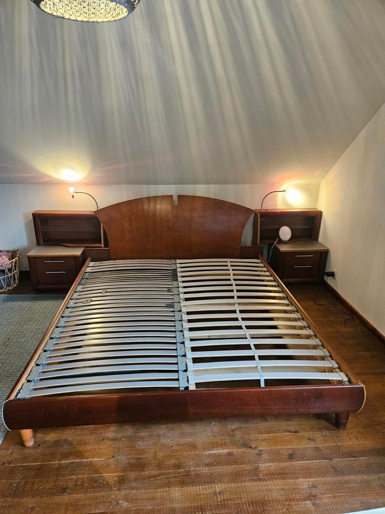 Tweepersoonsbed in goede staat, Huis en Inrichting, Slaapkamer | Bedden, Zo goed als nieuw, Tweepersoons, 180 cm, 200 cm, Hout