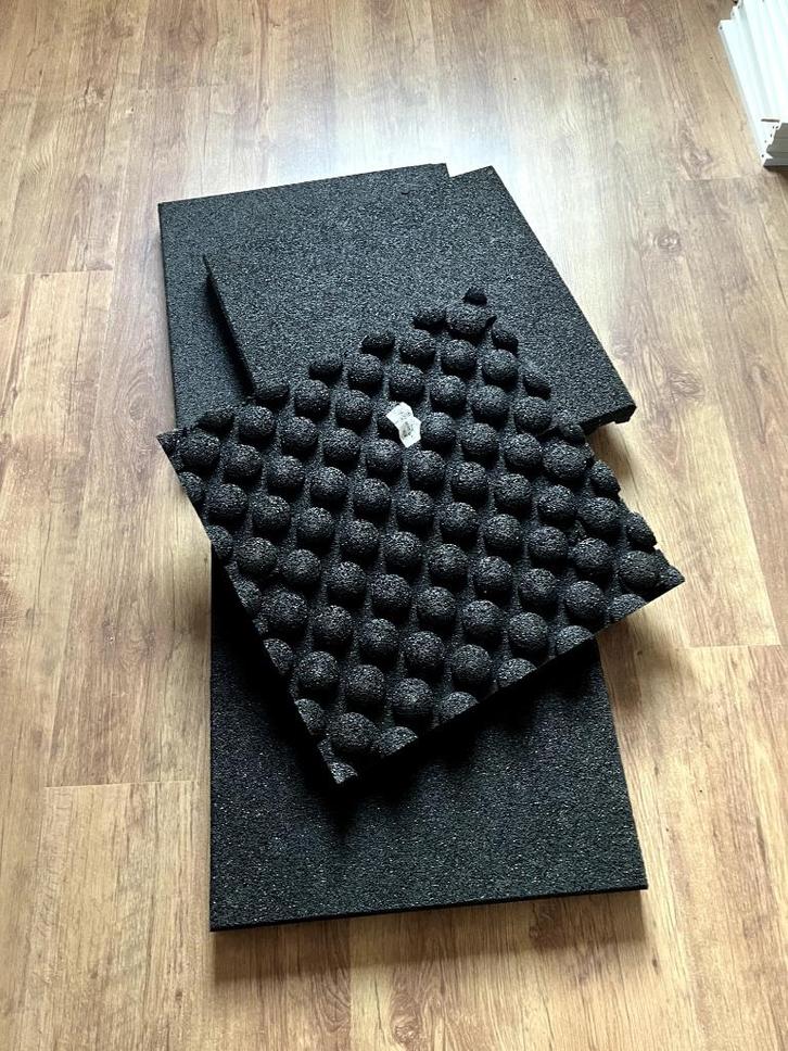 rubberen speelplein tegels, Tuin en Terras, Overige Tuin en Terras, Zo goed als nieuw, Ophalen