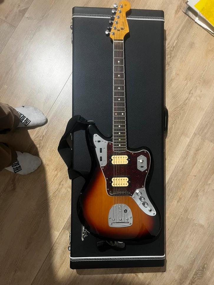 Fender jaguar Kurt Cobain signature gitaar, Muziek en Instrumenten, Snaarinstrumenten | Gitaren | Elektrisch, Gebruikt, Solid body