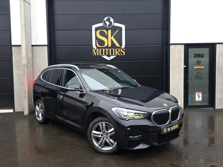 X1 M-Pack 2.0dA LCI Pano HUD ACC Camera Full Full + Garantie, Auto's, BMW, Bedrijf, Te koop, X1, ABS, Achteruitrijcamera, Adaptieve lichten