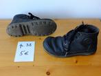 2 paires de chaussures Palladium enfants pointure 32 et 32,5, Kinderen en Baby's, Kinderkleding | Schoenen en Sokken, Schoenen