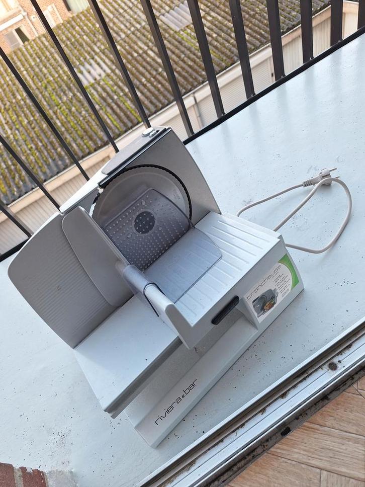 RIVIERA&BAR PT194A - MACHINE DE DÉCOUPE, Electroménager, Friteuses, Comme neuf, Enlèvement