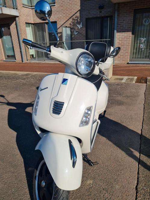 Vespa GTS 125, bwjr 2012, Motoren, Motoren | Overige merken, Particulier, Ophalen
