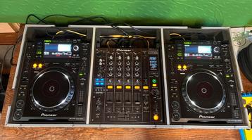 Complete DJ set Pioneer CDJ 2000 / DJM 800 + studio monitors, Enlèvement, Utilisé, DJ-Set, Pioneer