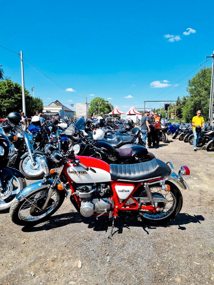 HONDA CB 550 SPORT 1977 ENTIÈREMENT RENOUVELÉE/RÉVISÉE, Motos, Pièces | Suzuki, Enlèvement