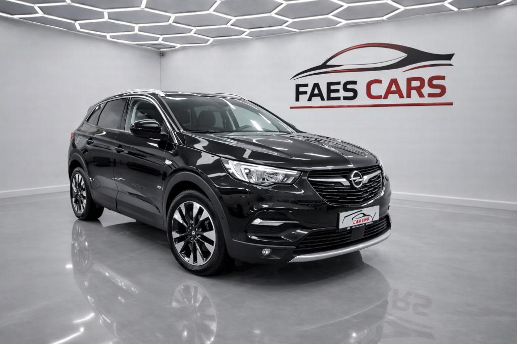 Opel grandland X 1600 cc benzine automaat 182 Pk, Auto's, Opel, 4 cilinders, Zwart, Leder, 5 zetels