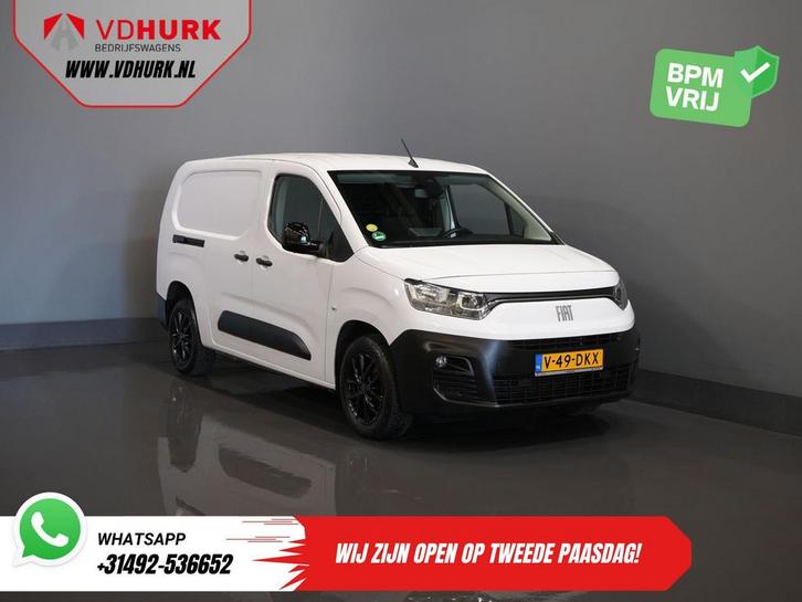 Fiat Doblo 1.5D 130 pk L2 Riem.V.V/ CarPlay/ Navi/ Camera/ P, Auto's, Bestelwagens en Lichte vracht, Bedrijf, ABS, Airconditioning